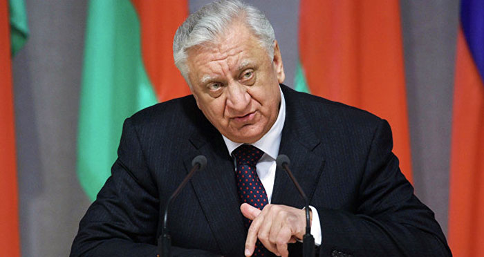 Председатель Совета Республики Национального собрания Михаил Мясникович Председатель Совета Республики Национального собрания Михаил Мясникович
