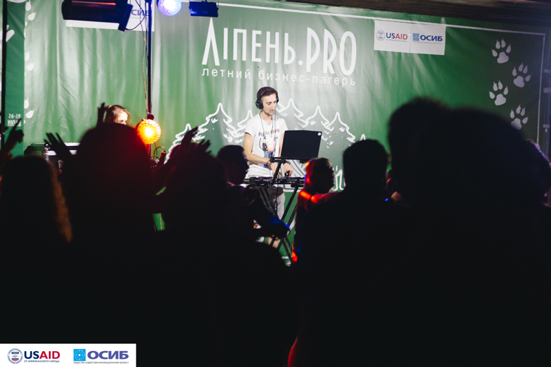 журнал Директор Фото 1060 уменьшенный