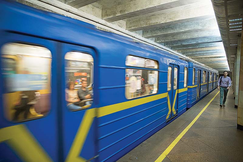 окна метро1