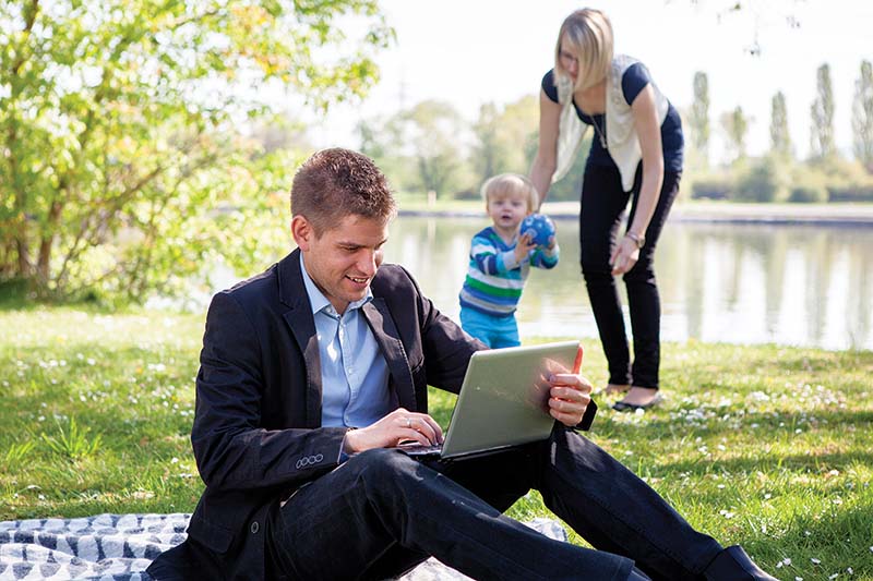 Balance between work and family life