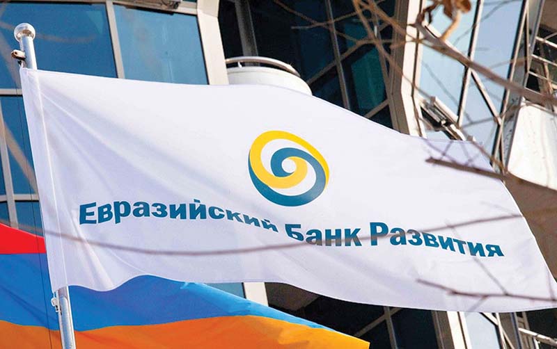 окна еабр
