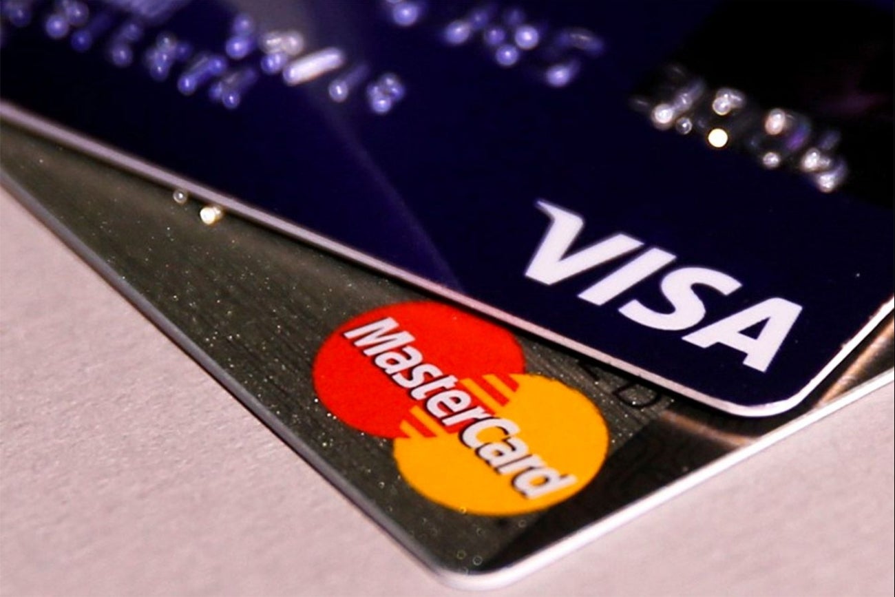 VISA и MasterCard по-прежнему доминируют на белорусском рынке Виза Мастеркард
