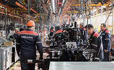 Промышленность за 6 месяцев показала минус 5,2% к июню 2021-го