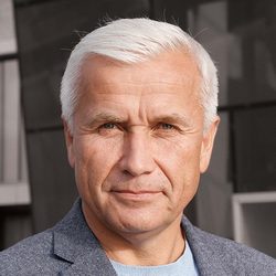 Александр Швец