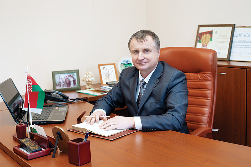 Станислав Соколовский, директор ОАО «Гастелловское» uspech